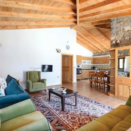 Kinali Sleeps 4 Air Con Wifi * Kinali (Aegean)